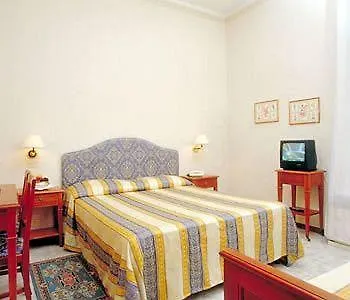 Hotel Moderno Siena 3*,