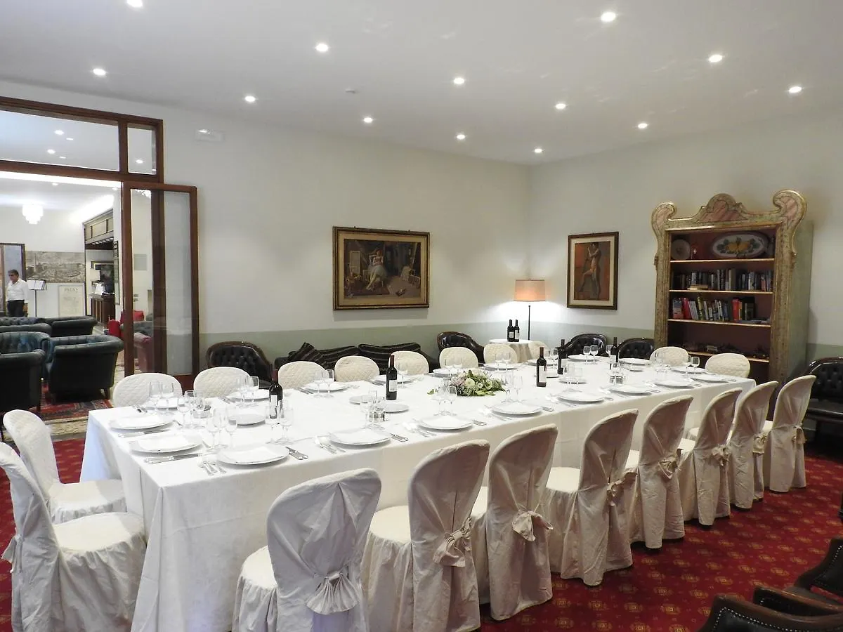 Hotel Moderno Siena