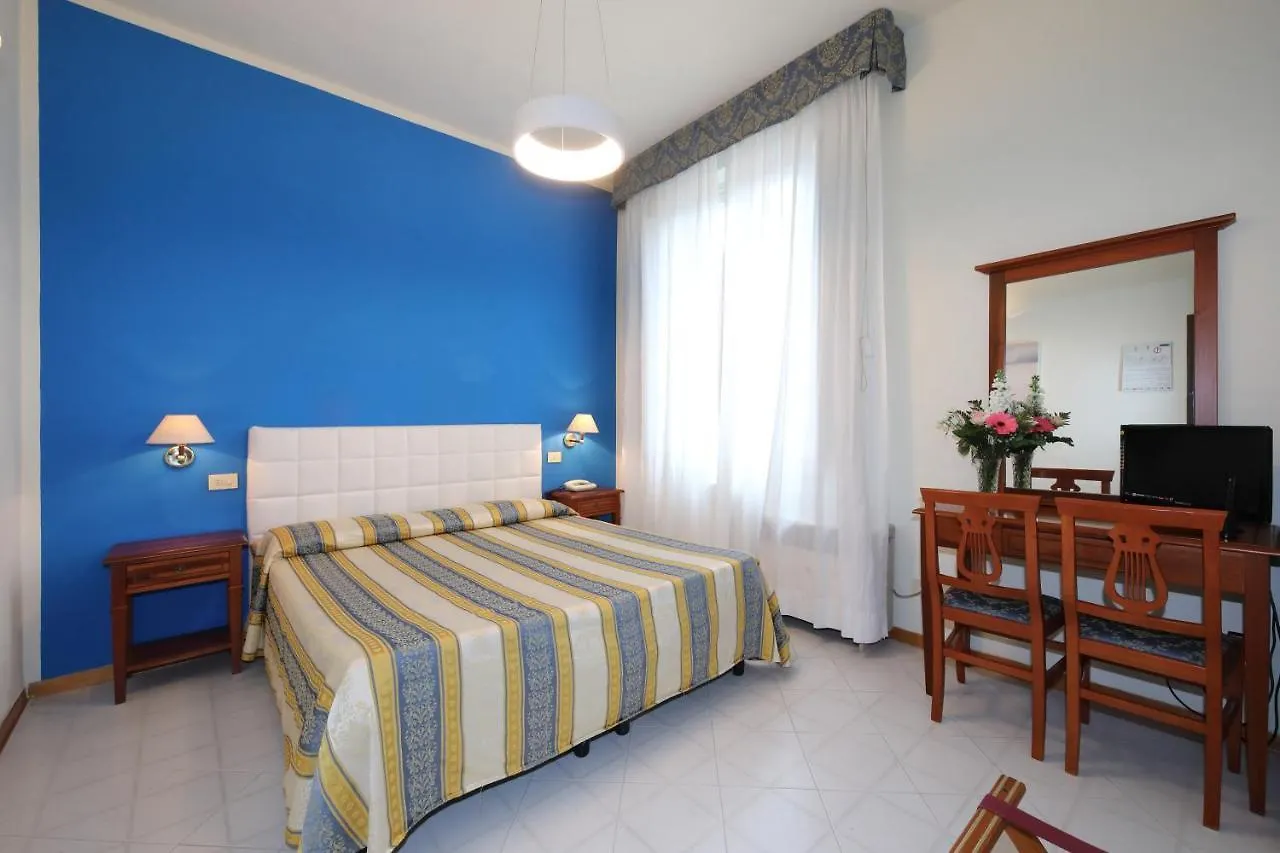 Hotel Moderno Siena